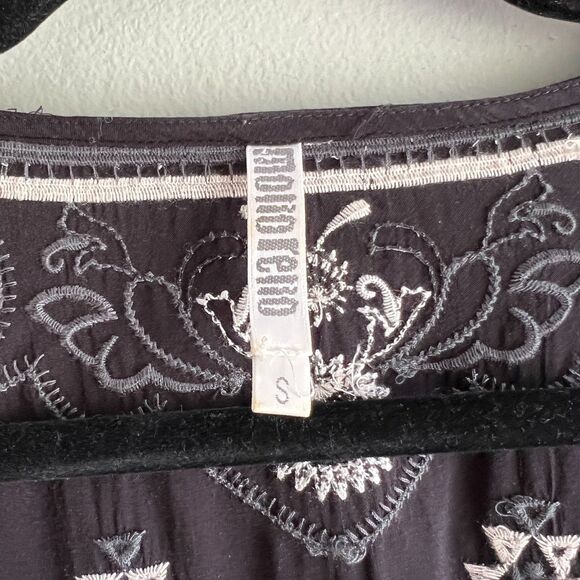 Monoreno Black White Embroidered Tunic Dress Tassel Boho Lightweight - Small - Picture 7 of 8